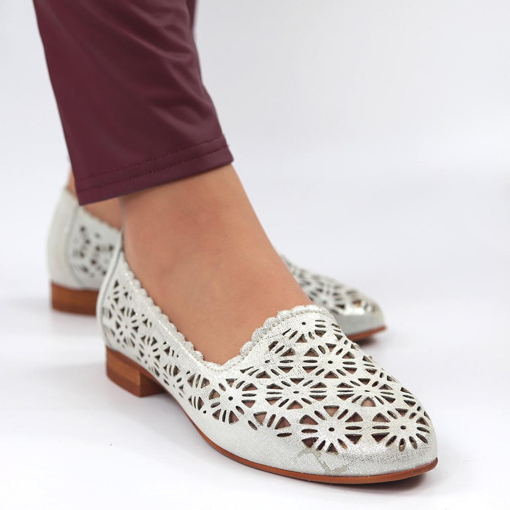 Baleriny skórzane srebrne Clasicco by Eska