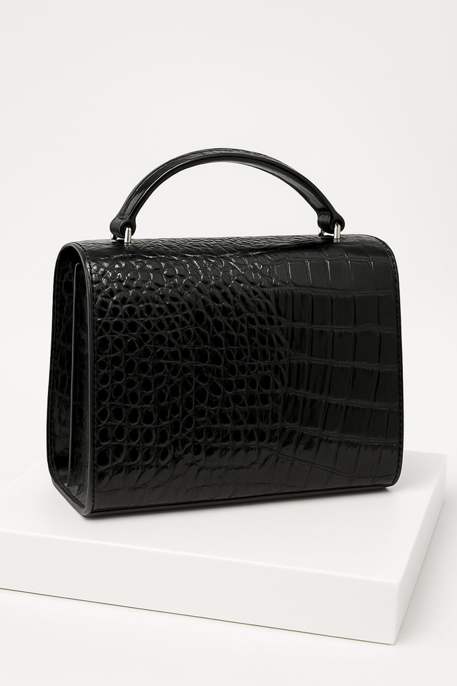 Жіноча чорна сумочка з подвійною ручкою і ремінцем Big Star