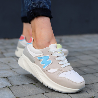 Sneakersy damskie beżowe na platformie sznurowane