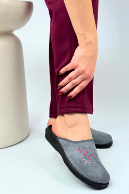 Kapcie damskie szare kryte wsuwane Polskie