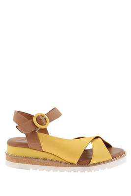 Żółte sandały damskie skórzane na koturnie