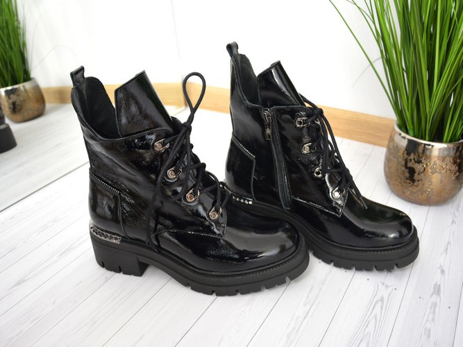 Trapery LEMAR 60349 czarne lakierowane