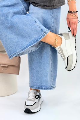 Сині ажурні шкіряні туфлі на плоскому ходу