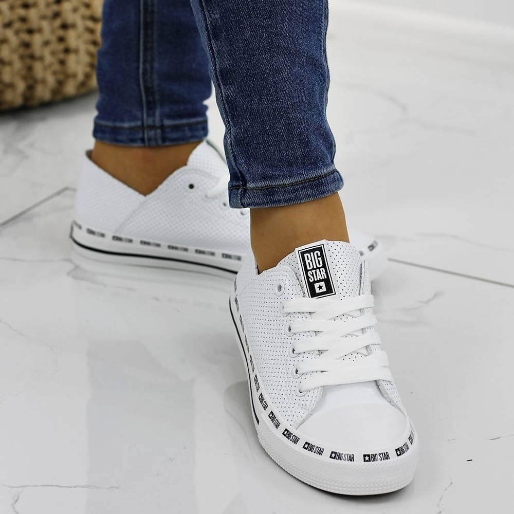 Жіночі білі кросівки Big Star з екошкіри