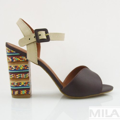 Красиві босоніжки LORETTA VITALE 5600-17