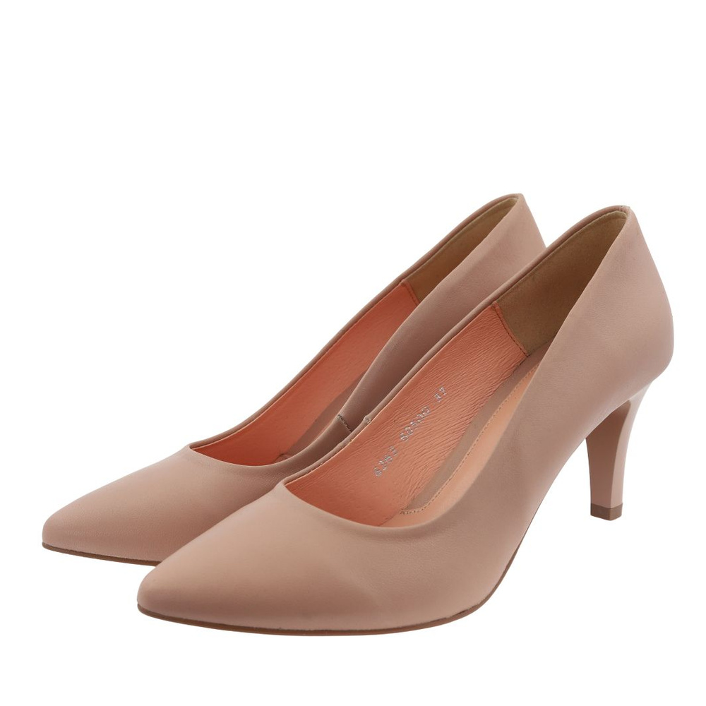 Бежеві шкіряні човники з гострими носами від Baldaccini