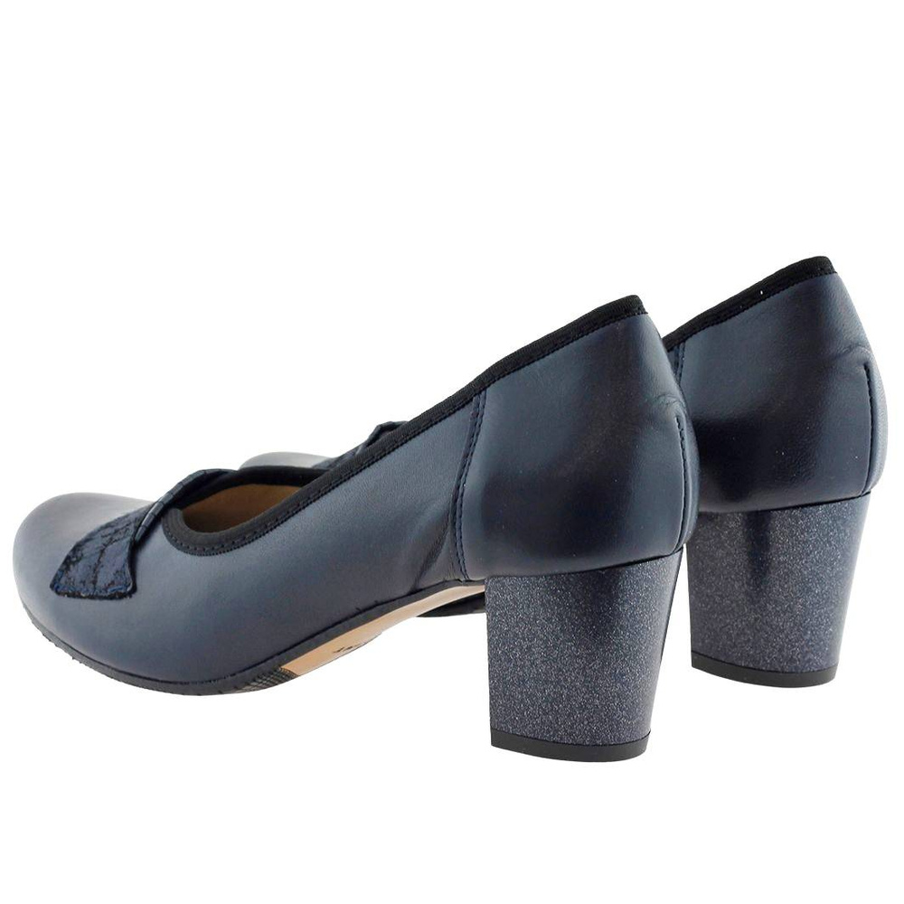 Жіночі темно-сині туфлі з зернистої шкіри на галантному каблуці