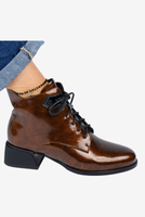 Коричневий