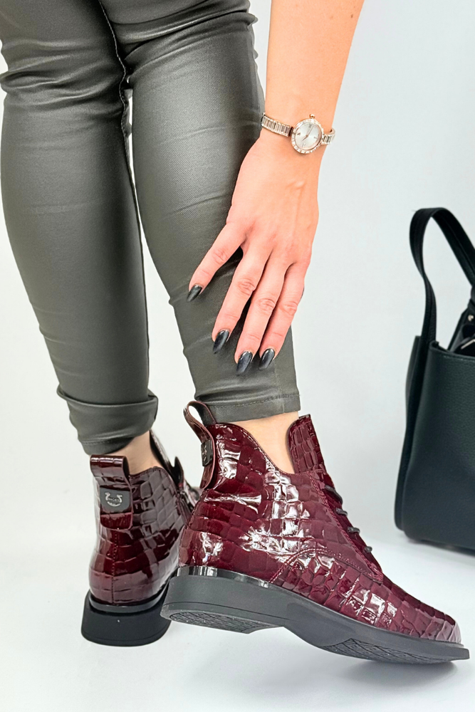 Bordowe botki skórzane lakierowane płaskie Filippo