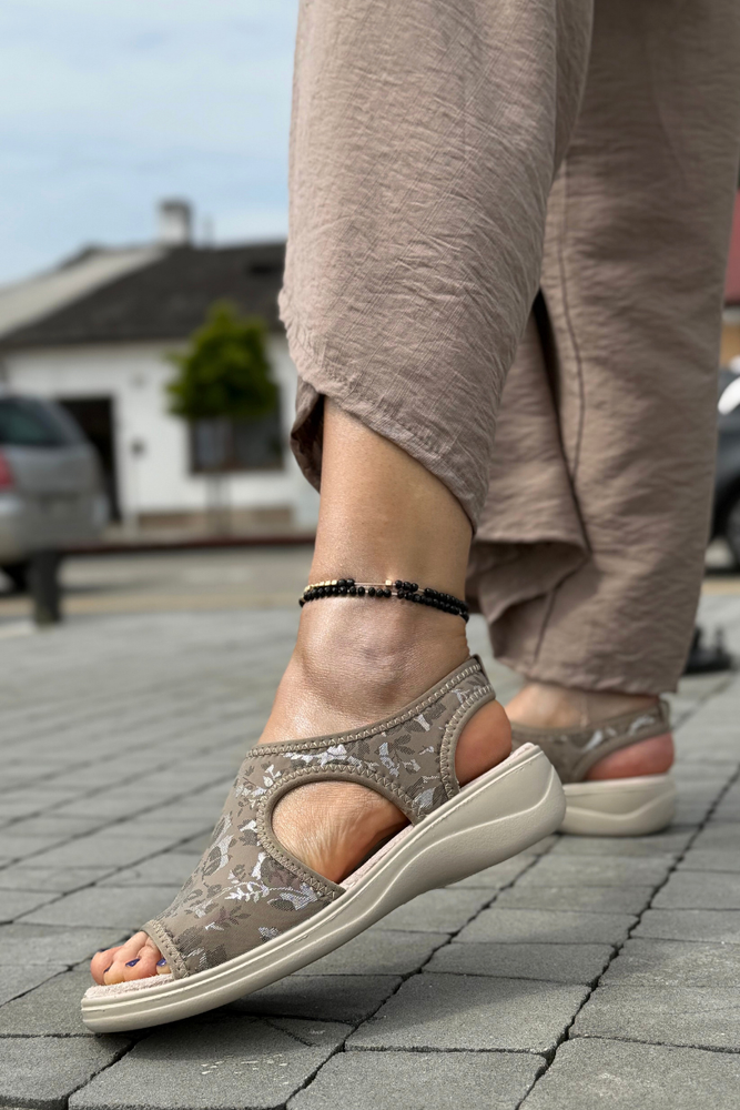 Khaki sandały na haluxy z klinem