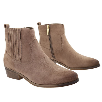 Коричневі замшеві ботильйони на низькому каблуці 