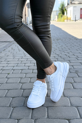 Damskie białe sneakersy Big Star z ekoskóry na płaskiej podeszwie
