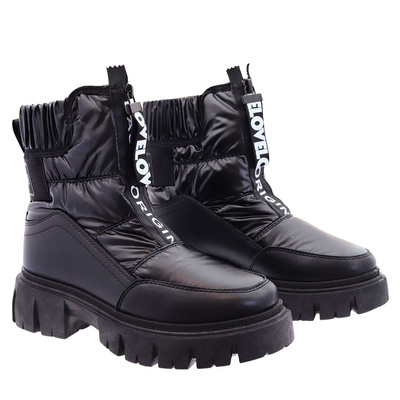 Чорні утеплені снігові черевики на платформі із застібкою посередині