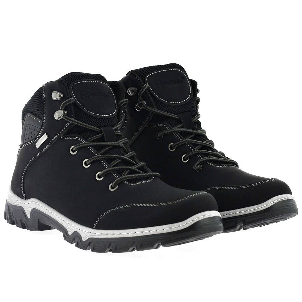 Чорні чоловічі утеплені черевики на шнурівці