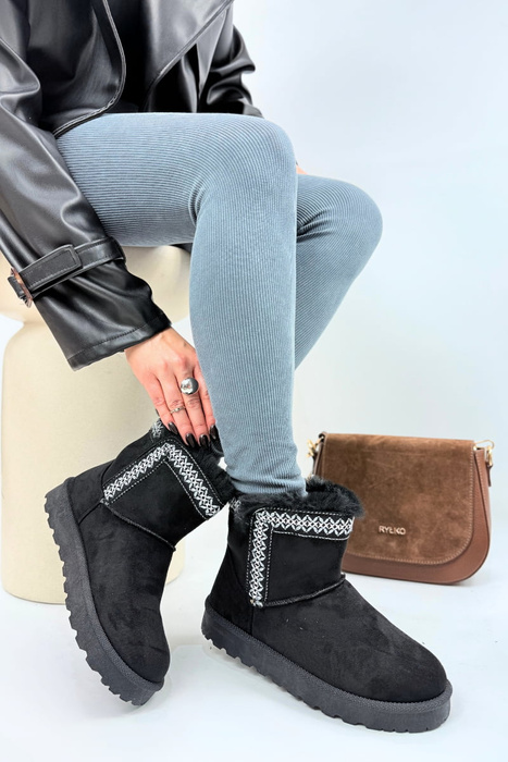 Черевики замшеві коричневого кольору, утеплені