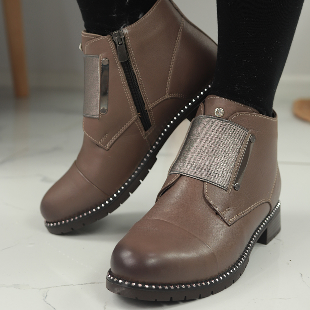 Шкіряні ботильйони Loretta Vitale капучино