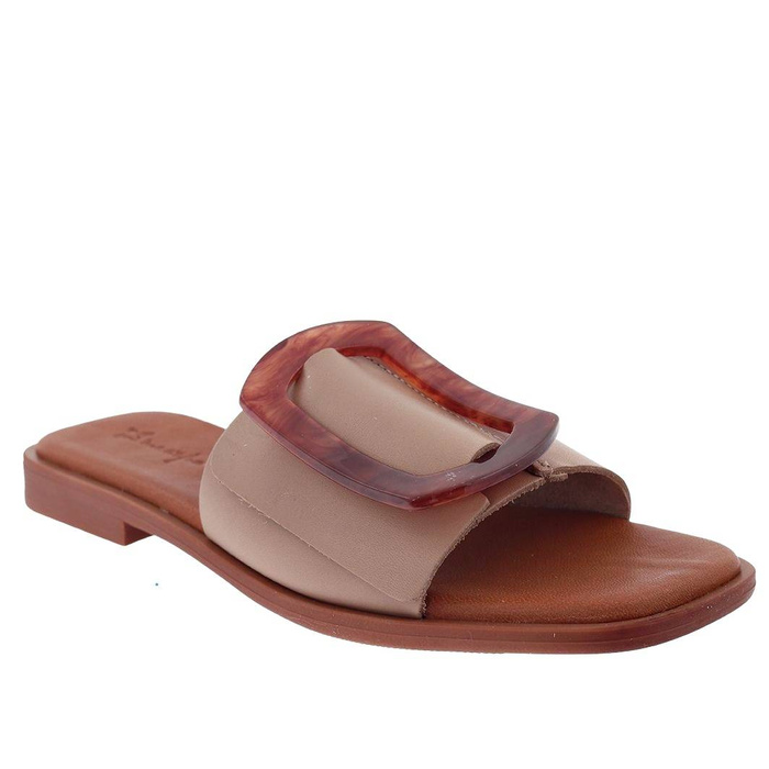 Бежеві шкіряні шльопанці з пряжкою Maciejka