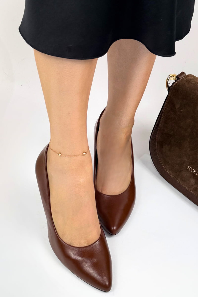 Czółenka skórzane damskie na szpilce rude