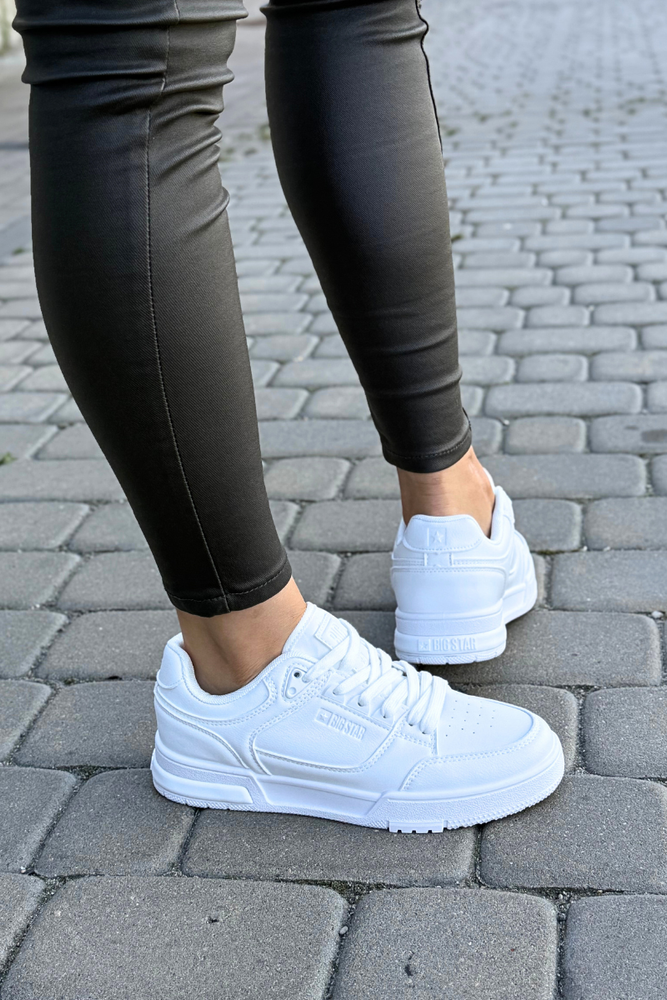 Damskie białe sneakersy Big Star z ekoskóry na płaskiej podeszwie