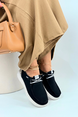 Czarne damskie tenisówki sznurowane płaskie