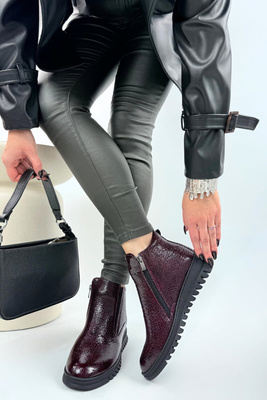 Botki damskie skórzane na koturnie z zamkiem bordowe