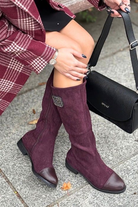 Коричневі чоботи на підборах М. Дашинського