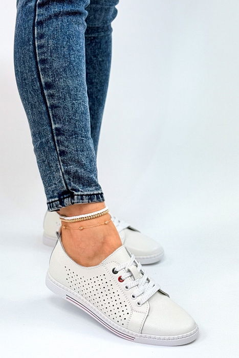 Туфлі шкіряні, білі, сліпони на платформі