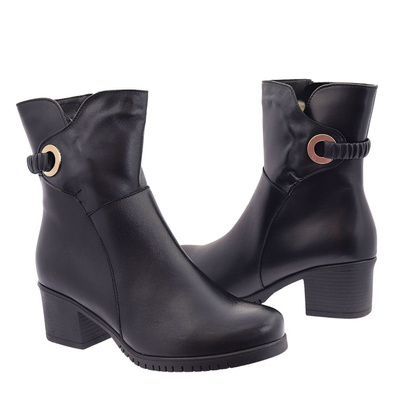 Чорні шкіряні чоботи з польською колодкою