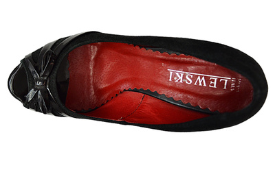 Czółenka Lewski 2037 czarne