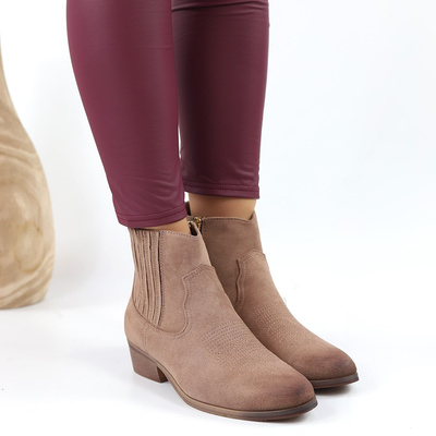 Коричневі замшеві ботильйони на низькому каблуці 