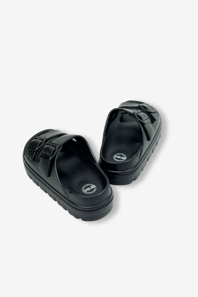 Бежеві шльопанці для басейну з регульованим ремінцем