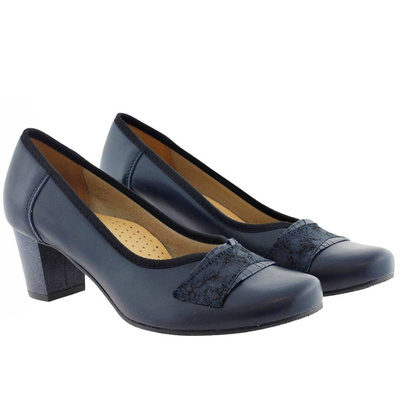 Жіночі темно-сині туфлі з зернистої шкіри на галантному каблуці