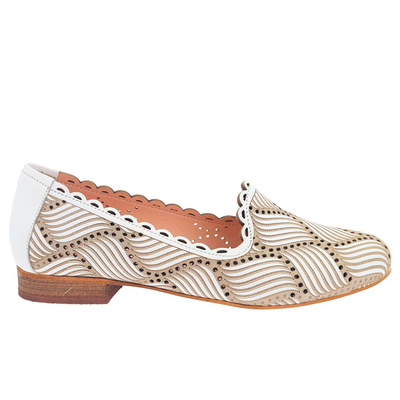 Шкіряні балетки кольору модо капучино