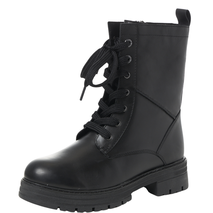 Skórzane trapery czarne sznurowane na grubszej podeszwie Marco Tozzi