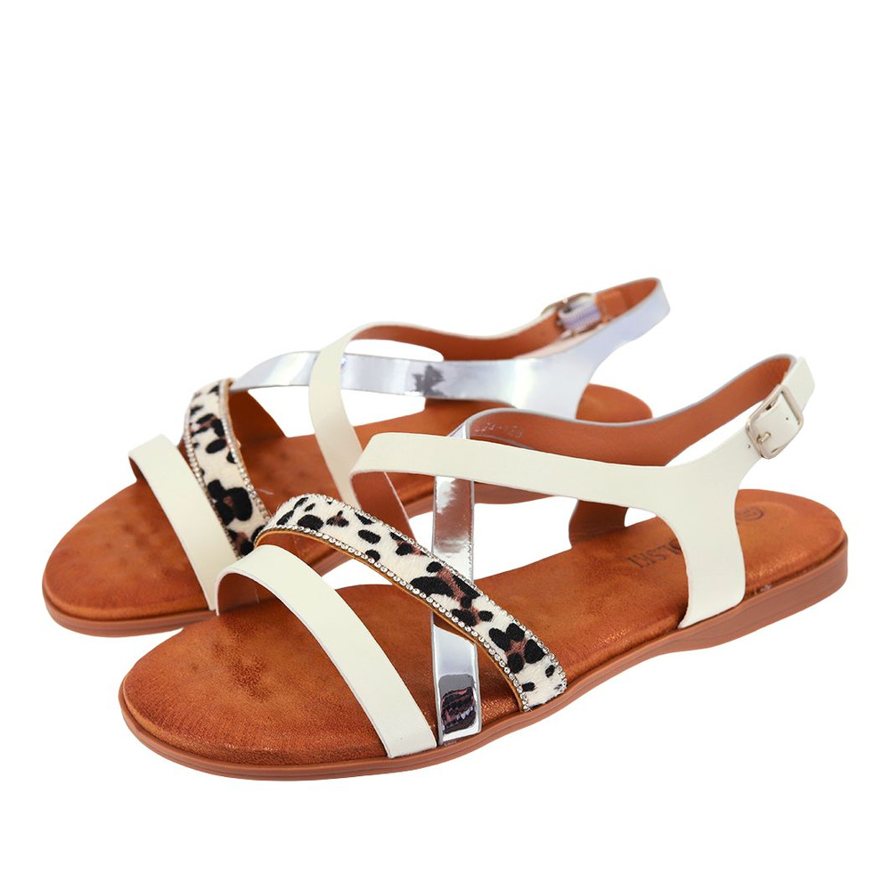 Sandały płaskie białe z paskami T. Sokolski