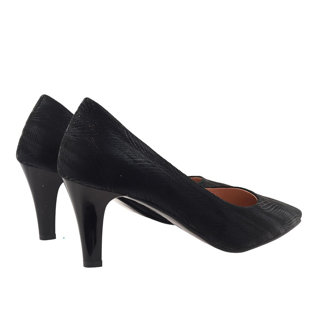 Чорні човники Clasicco