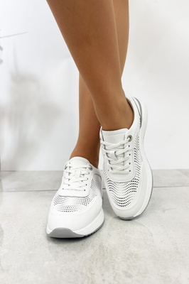 Sneakersy białe skórzane perforowane na platformie