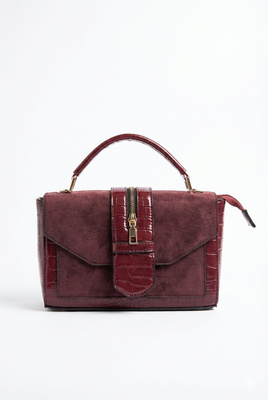 Torebka damska mała lakierowana z klapą z ozdobnym zamkiem bordowa 