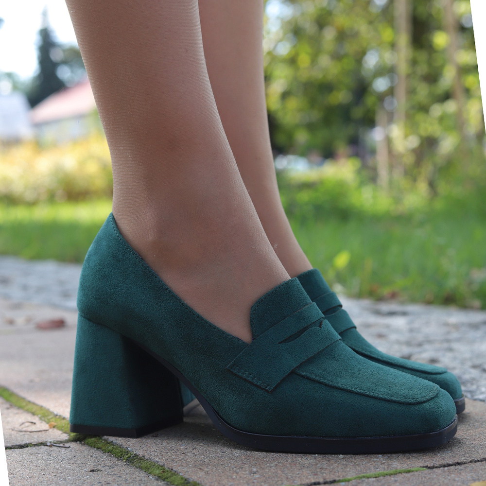 Zielone półbuty zamszowe na klocku Potocki