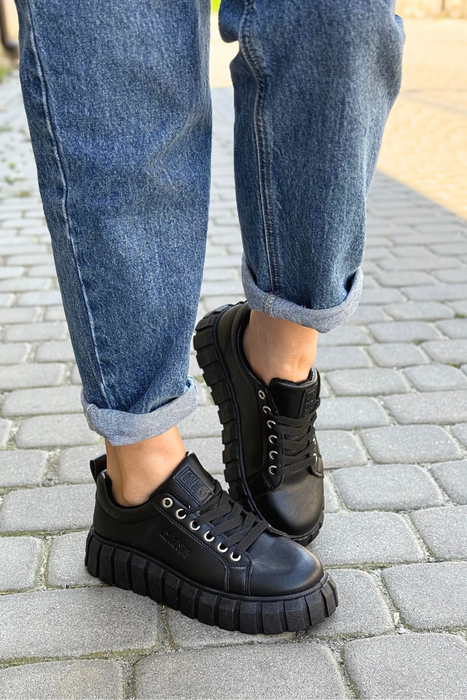 Buty sportowe dla kobiet czarne na platformie ekoskóra Big Star