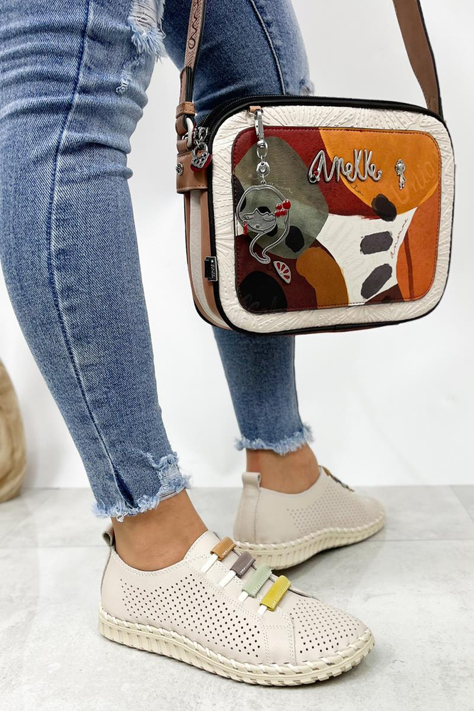 Beżowe półbuty skórzane perforowane wsuwane płaskie 