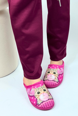 Kapcie damskie mięciutkie z kotkiem wsuwane fuksja