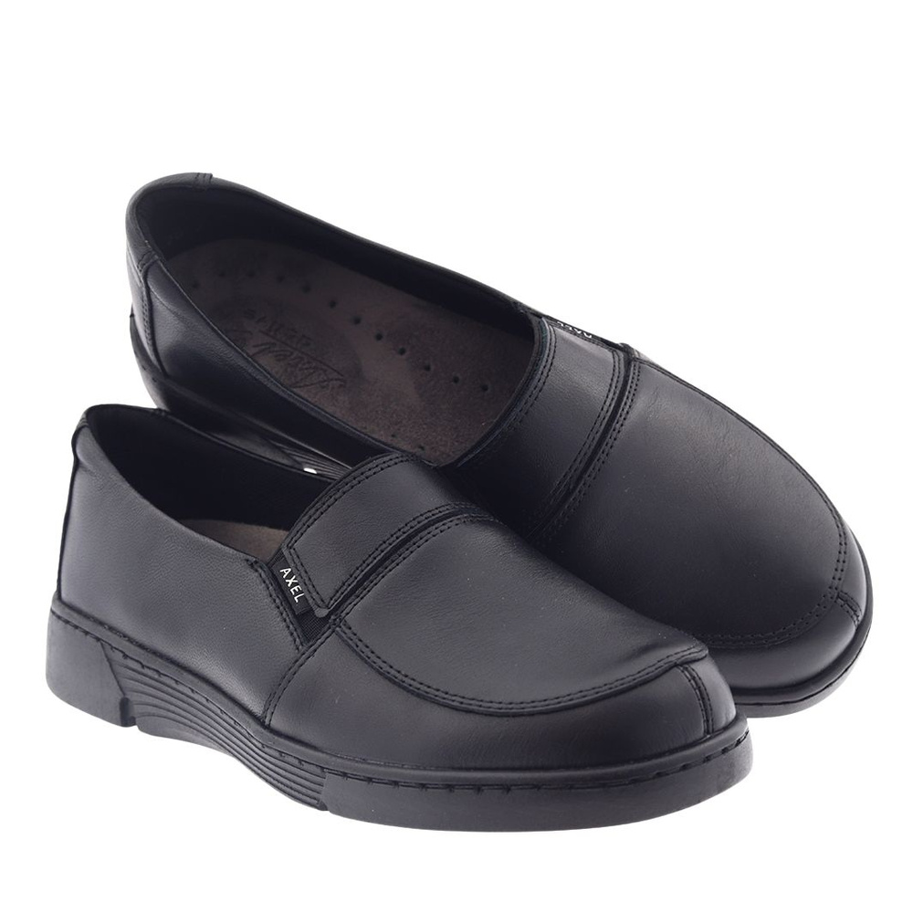 Чорні шкіряні туфлі на низькій танкетці Аксель