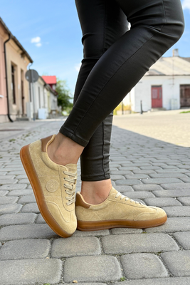 Beżowe sneakersy skórzane zamszowe sznurowane Big Star
