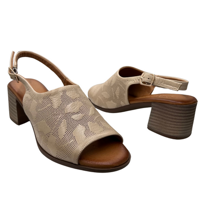 Skórzane sandały beżowe na klocku T. Sokolski