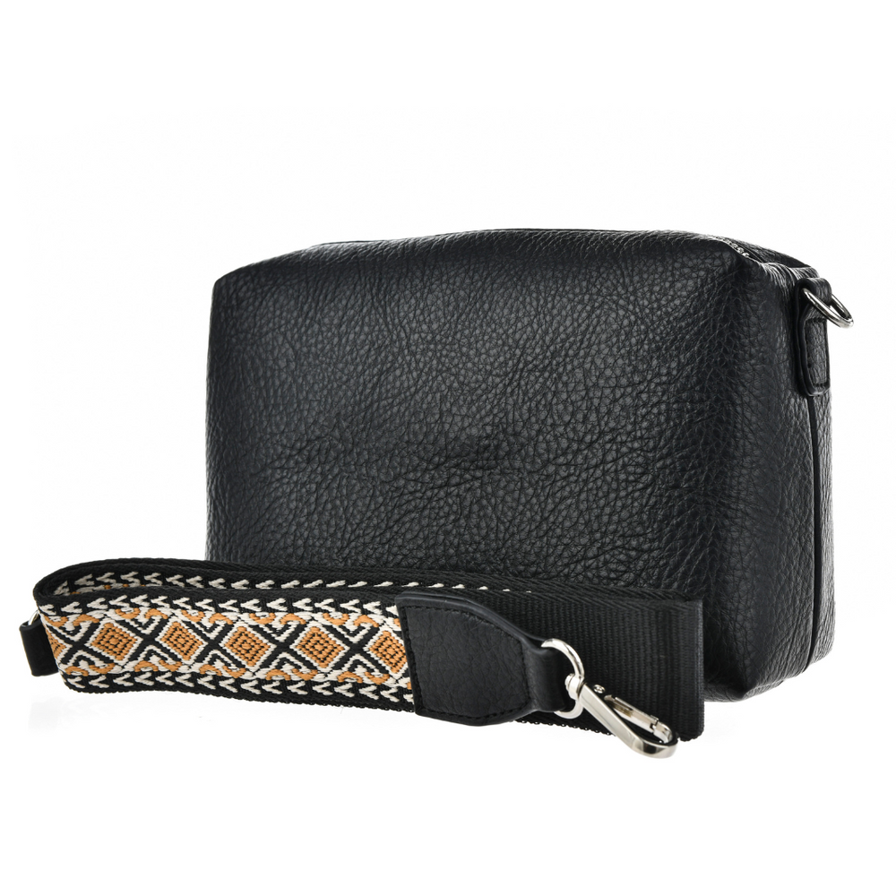 Маленька чорна сумка-почтальон з декоративним широким ремінцем Big Star