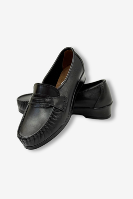 Чорні жіночі шкіряні ботильйони Ajas на танкетці