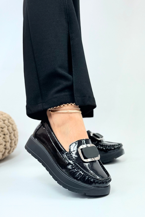 Czarne lakierowane mokasyny skórzane na platformie Filippo
