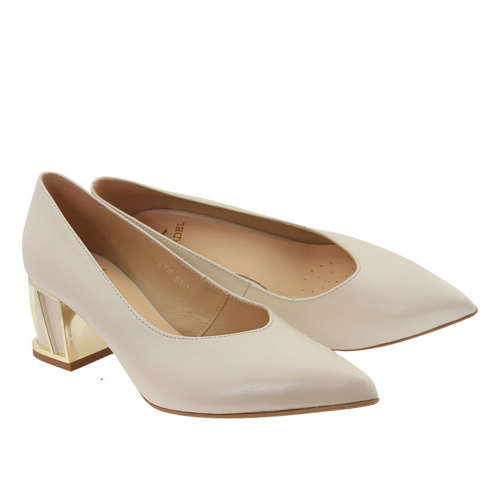 Шкіряні човники бежевого кольору з декоративним блоком Kordel