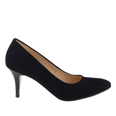 Czarne zamszowe szpilki czółenka